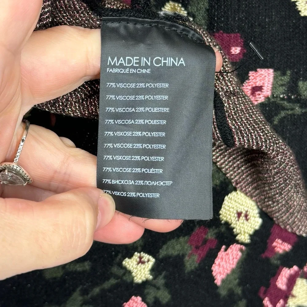 Club‎ Monaco Black Floral Knit Skirt Large